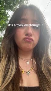 Tori Lunsford's Instagram, Twitter & Facebook