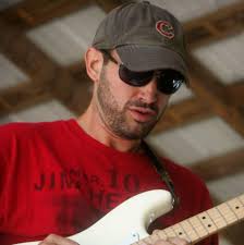 Alex Wnek's Instagram, Twitter & Facebook