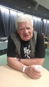 Sila) to przejmująca historia pochodzącej z biedoty dziewczyny o imieniu sila. Tomasz Knapik Wikipedia Wolna Encyklopedia