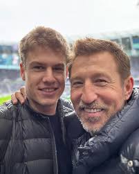 Happy Birthday to me! All you need is good people ❤️with @peter.l11