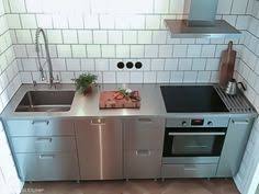 Pin Von Binh Tran Auf Tủ Bếp In 2020 Kuche Edelstahl Kuchendesign Edelstahlkuchen