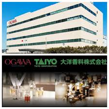 Assalamu'alaikum wr wbkali ini q mau share bagaimana caranya pakaian tetap wangi walaupun sudah berkeringat, cara bikinnya lihat di video yah jangan. Tahukah Anda Vanzo Satu Satunya Jenama Pewangi Kereta Ada Sijil Coa Dan Super Health Brand Yang Dijamin Selamat Untuk Diguna