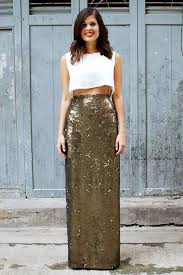 The Most Stylish New Year S Eve Outfits Spotted On Pinterest Maxi Sequin Skirt Fashion Eve Outfit