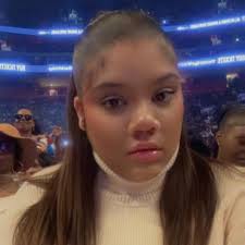 I have a lot of hair care professionals/stylists