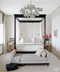 Master bedroom decorating ideas with canopy bed. How To Decorate With A Four Poster Bed Architectural Digest