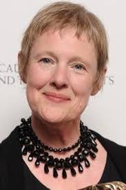 Sandra Bee's Instagram, Twitter & Facebook