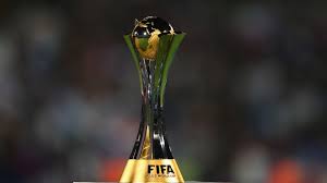 Quelques critiques sont apparues autour de la compétition dans son format actuel qui pénaliserait surtout le représentant européen , obligé de faire une pause dans son calendrier pour prendre part à la coupe du monde des clubs. Fifa La Coupe Du Monde Des Clubs 2021 A 24 Clubs Avec 3 Representants Africains