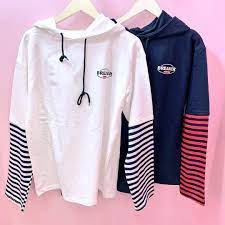 new arrival no 1945 ボーダーレイヤードフーディー 3500 tax color wh bk ボーダーロンtを重ね着しているようなデザインのフーディーです 一枚でコーデが決まるので持っていると便利です me harajuku ロンt 重ね着 コーデ