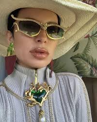 Mariana Abraham (marianaabraham)