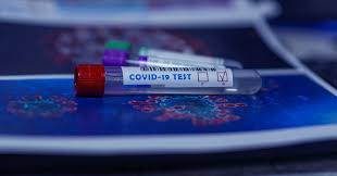 A throat and nasal swab taken by a doctor forms the basis of the. Quanto Custa Um Teste Pcr Pelo Mundo Veja Os Valores Em Diversos Paises