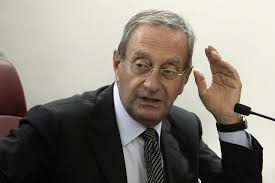 «papà mi voleva in banca, ma ho resistito undici mesi. Bpkaablqosg3sm