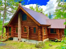Rustic cabins located near the lake shores feature a full kitchen to cook the perfect candlelit dinner for your special someone. 14 Cozy Cabin Airbnbs In Minnesota For 2021 With Photos Trips To Discover