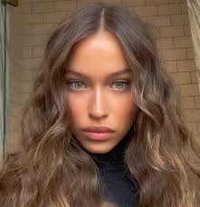 Isabelle Mathers March 3 Sending Very Happy Birthday Wishes All The Best Isabellemathers In 2020 Hair Styles Beauty Hair Color