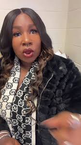 A teacher the internet has coined “Teacher Bae” has gone viral for the  outfits she wears in front of her students. I have to get your opinions!  #teacherbae #teachersofinstagram