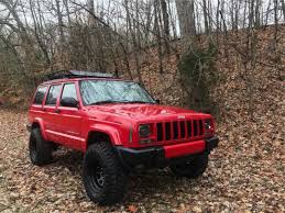 Black And Red Jeep Grand Cherokee 20 Super Clean And Lifted Jeep Cherokee Xjs Deluxe Timber Jeep Cherokee Xj Jeep Xj Jeep Cherokee