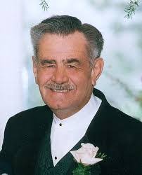 Riley Leary's Instagram, Twitter & Facebook