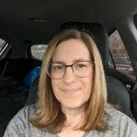 Lora Evans's Instagram, Twitter & Facebook