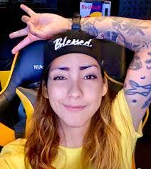 Sharon Anaya's Instagram, Twitter & Facebook