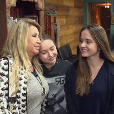 Ich bin noch keine 18 und. Carmen Geiss Partner Tattoos Mit Ihren Tochtern Shania Zeigt Das Resultat Gala De