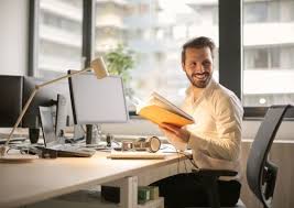 To those that are deciding on a career path, we've never been more excited to share these 8 amazing high paying jobs in 2020 malaysia that are in high demand. Top 10 Paying Jobs In Malaysia