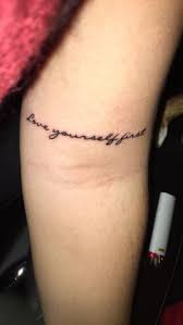 This bird's wing love tattoo is customized for girls more often. Die 30 Besten Ideen Zu Love Yourself Tattoo Tattoo Ideen Tattoo Spruche Tatowierungen