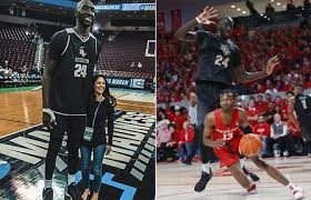 Pt hafþór começou sua carreira desportiva como jogador de basquete. Diferenca De Altura Entre Jogador De Basquete E Reporter Impressiona Page Not Found Extra Online