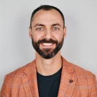 Ian Slagle's Instagram, Twitter & Facebook