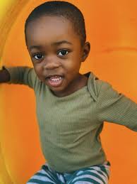 The bees Hi tops. Did these for my wonderful step daughter Nicole. Did 3  big bees and one smaller bee to represent our grand children. Brooke,  Brodie, Baillie and the dog Bear.