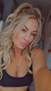 Christine Blyth's Instagram, Twitter & Facebook