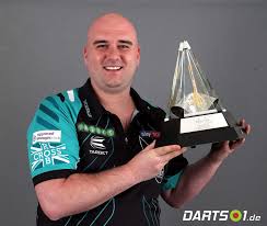 The premier league darts is a darts tournament which launched on 20 january 2005 on sky sports. Premier League Darts 2018 Finalisten Check