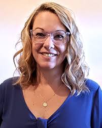 Renee Manley's Instagram, Twitter & Facebook