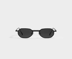 The Voyager M M01 Is An Octagonal Frame Re Invented With A Unique Connector Bridge This Style Updates Aspects Of Stylish Glasses Glasses Fashion 90s Glasses