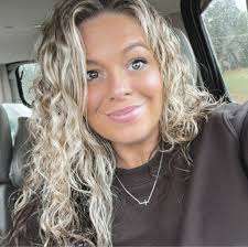 What true crime podcasts are similar to Small Town Murder with comedy?