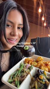 taste testing erewhon’s gluten free orange chicken!! 😋🍊 #erewhon  #erewhonmarket #erewhonorangechicken #erewhontastetest