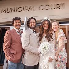 Huge congratulations to the very recently engaged mandy moore of this is us and taylor goldsmith of luxury wedding planner brooke keegan is sharing her dream wedding with us! Mandy Moore Loves Her This Is Us Wedding Dress Just As Much As We Do Martha Stewart