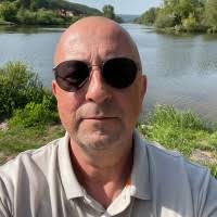 20+ "Roger Dietz" profiles