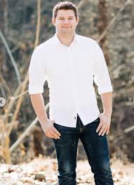 Nathan Bates Of Bringing Up Bates In 2020 Nathan Bates Kelly Bates Lawson Bates