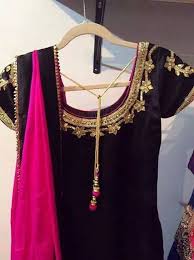 Black And Pink Punjabi Suit Combination Black And Pink Punjabi Suit With Gold Embroidery Srandhawa Simple Style Outfits Indian Fashion Punjabi Fashion