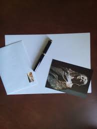 Listening lesson plans with mp3 files also available. Mit Briefmarke Mal Wieder Einen Brief Schreiben Congregatio Jesu