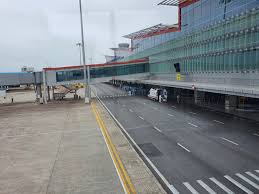 Đến nay, sân bay đã đón tổng cộng hơn 180 chuyến bay, với hơn 38.000 hành khách, đảm bảo an toàn tuyệt đối, không xảy ra các ca lây nhiễm trong cộng đồng. Xfnmrrp5e7 Y2m