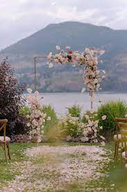 Lakefront Okanagan Wedding At Ponderosa Point Rocky Mountain Bride Backyard Wedding Decorations Lakefront Weddings Wedding Planning Decor