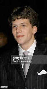 22 Photos & High Res Pictures