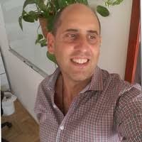 100+ perfiles de «Altman»