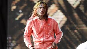 Check out this fantastic collection of tekashi69 wallpapers, with 25 tekashi69 background images for your desktop, phone or tablet. Tekashi 6ix9ine Will Serve Rest Of Sentence At Home Over Coronavirus Risk Ctv News