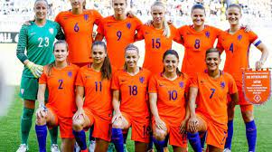 De oranjeleeuwinnen spelen dinsdagavond de oefeninterland tegen noorwegen. Leeuwinnen Met De Verwachte Namen Tegen Noorwegen Sportnieuws