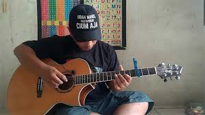 Temukan lagu terbaru favoritmu hanya di lagu 123 stafaband planetlagu. The Fingerstyle Guitar God S Name Is Alip Ba Ta