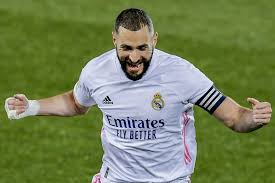7 8 juega como delantero en el real madrid c. Benzema Religion Waleed On Twitter Karim Benzema In Makkah Saudi Arabia Rmfc France Https T Co Spvicocfn6 Benzema Is A Star Striker At Real Madrid While Valbuena Had A Very