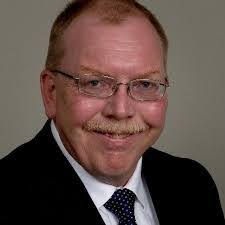 Dwight Weller's Instagram, Twitter & Facebook