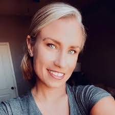 Julie Balcom's Instagram, Twitter & Facebook