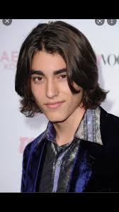 can we at least agree they look a little bit alike ??? #gypsy #kennedyrg  #ginobufords #kenny #lemonademouth